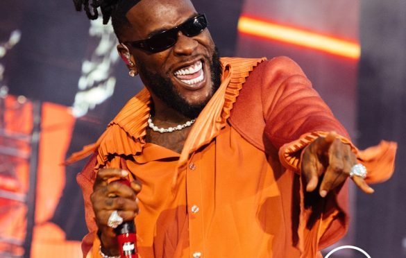 APPLE MUSIC LIVE TO EXCLUSIVELY DEBUT BURNA BOY’S HISTORIC LONDON STADIUM SHOW