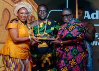 Paula Tabirih - Khoali receiving award (1)